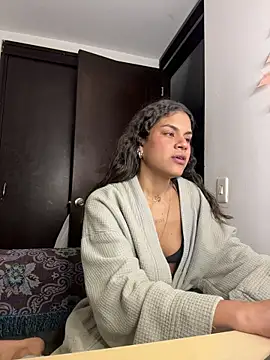 MiauwX X online show from April 28, 2:10 am