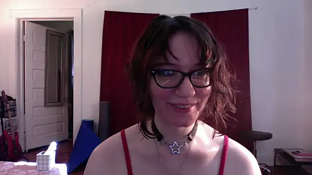 AnnywnBelle online show from May 14, 10:07 pm