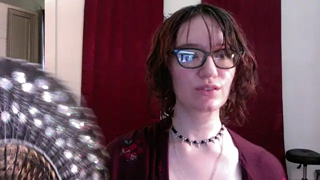 AnnywnBelle online show from May 7, 10:02 pm