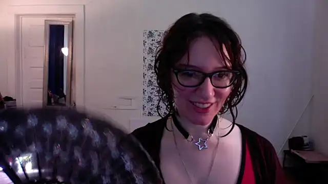 AnnywnBelle online show from May 3, 10:13 pm