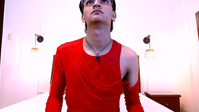 SahirCharm online show from June 16, 12:05 pm