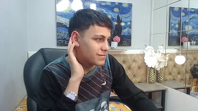 Ethanx18  online show from May 29, 3:01 am