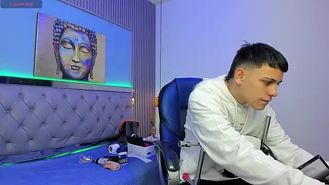 Ethanx18  online show from July 27, 5:03 am