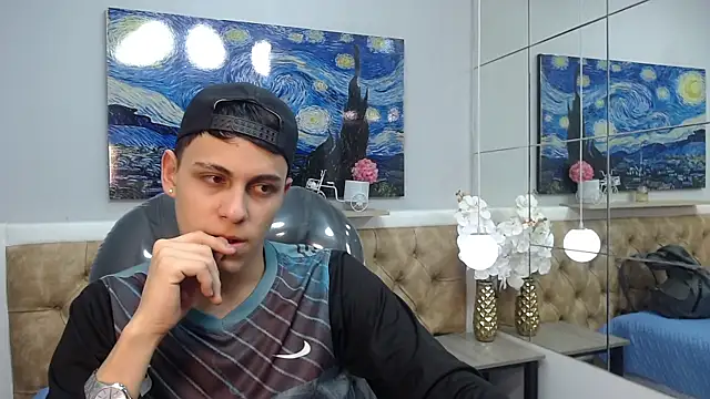 Ethanx18  online show from June 4, 3:22 am