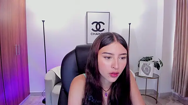 Snapshot of Nikky_sweett_ chatting on May 10, 4:31 pm Nikky sweett online show from May 10, 4:31 pm