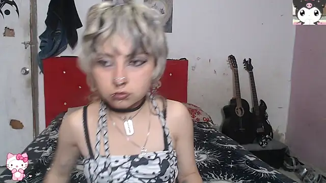 Cute Chrixxx online show from May 25, 12:04 pm