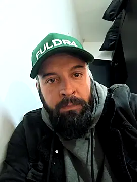 erikthor online show from May 12, 5:26 am