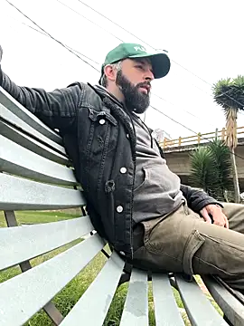 erikthor online show from May 11, 4:04 pm