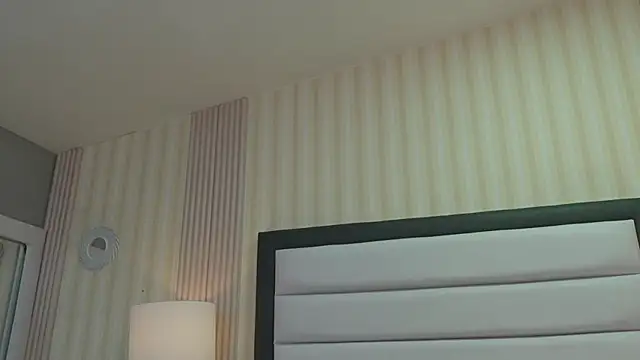 VioletSweetts online show from June 25, 2:42 am