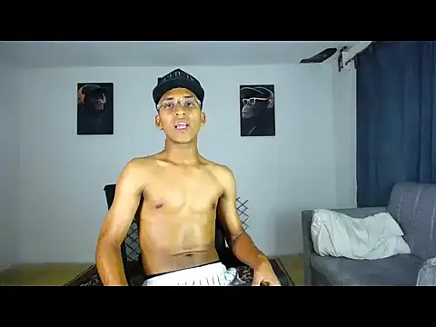 Snapshot of jack_vega1 chatting on June 5, 6:52 am jack vega1 online show from June 5, 6:52 am