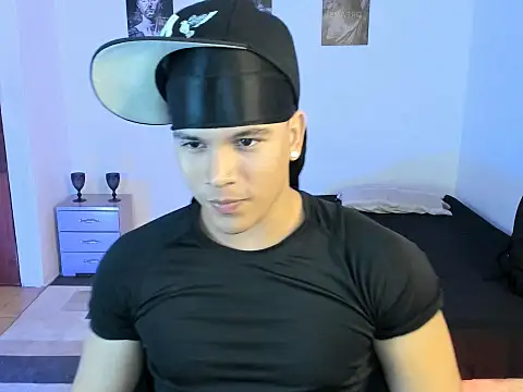 sant wahlberg online show from July 22, 12:01 am