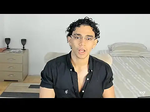 Snapshot of mateo_jack chatting on May 3, 1:47 pm mateo jack online show from May 3, 1:47 pm