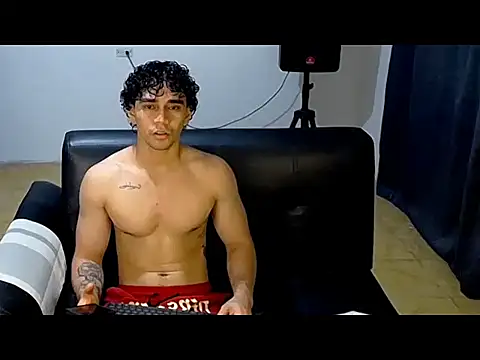 Snapshot of mateo_jack chatting on May 14, 3:03 am mateo jack online show from May 14, 3:03 am