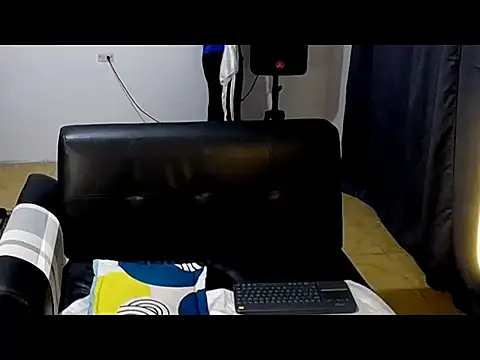 Snapshot of mateo_jack chatting on May 15, 5:16 am mateo jack online show from May 15, 5:16 am