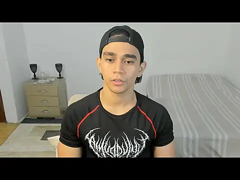 Snapshot of mateo_jack chatting on May 20, 1:41 pm mateo jack online show from May 20, 1:41 pm