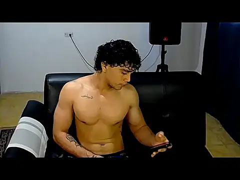 Snapshot of mateo_jack chatting on May 14, 3:09 pm mateo jack online show from May 14, 3:09 pm