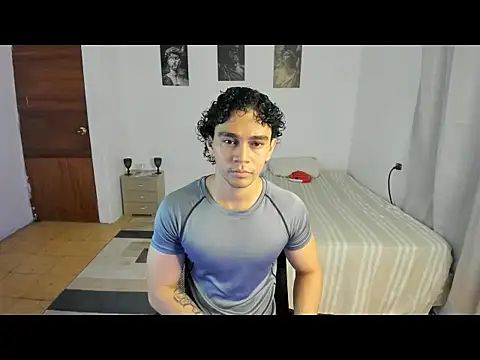 Snapshot of mateo_jack chatting on June 1, 1:00 pm mateo jack online show from June 1, 1:00 pm