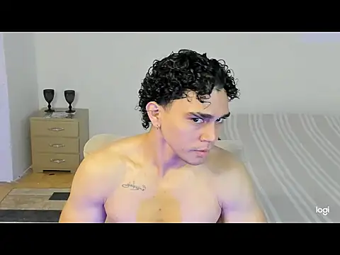 Snapshot of mateo_jack chatting on May 7, 1:25 pm mateo jack online show from May 7, 1:25 pm