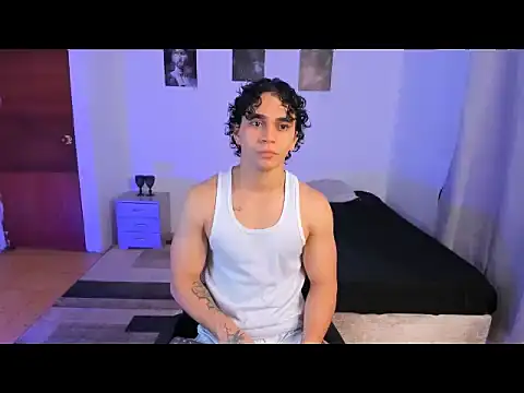 Snapshot of mateo_jack chatting on June 18, 1:49 pm mateo jack online show from June 18, 1:49 pm