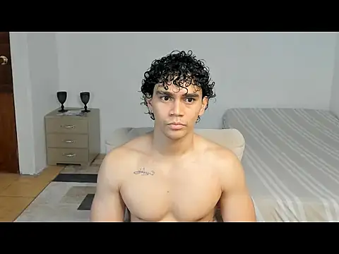 Snapshot of mateo_jack chatting on May 16, 1:32 pm mateo jack online show from May 16, 1:32 pm