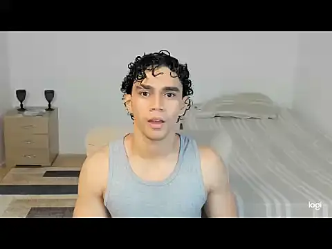 Snapshot of mateo_jack chatting on May 6, 1:04 pm mateo jack online show from May 6, 1:04 pm