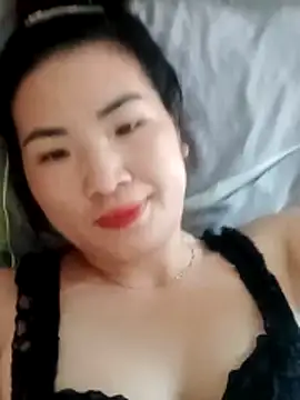 Kee2000 online show from May 7, 7:56 am