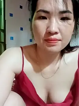 Kee2000 online show from June 13, 11:35 pm