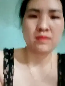 Kee2000 online show from May 13, 2:35 pm