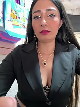 IsabellaMariet online show from June 9, 2:40 pm