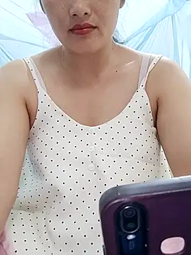 Lyo9-8 online show from May 2, 4:28 am