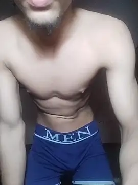 adamhdgdhdv73 online show from May 4, 11:51 pm