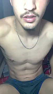 adamhdgdhdv73 online show from July 9, 12:55 am