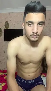 adamhdgdhdv73 online show from May 22, 11:58 pm