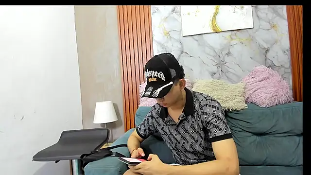 Snapshot of LOVE_GUYS1 chatting on July 5, 1:29 pm LOVE GUYS1 online show from July 5, 1:29 pm