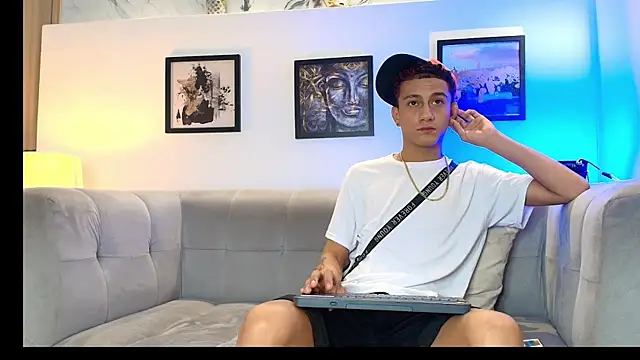 KING BOYS2026 online show from June 14, 1:35 am