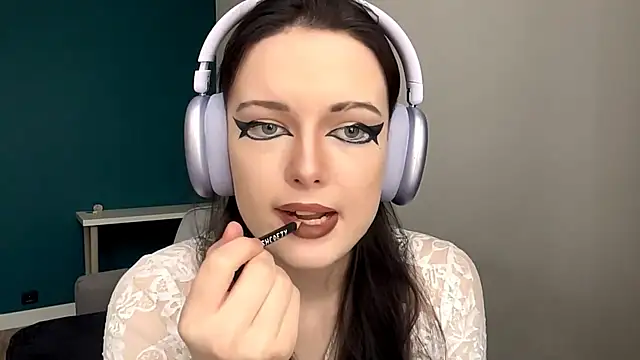 AmbientInvalid online show from May 14, 2:03 pm