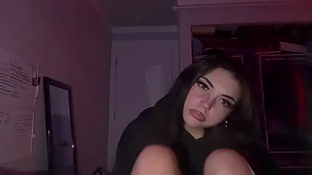 Maddieblairxo online show from July 26, 8:10 am