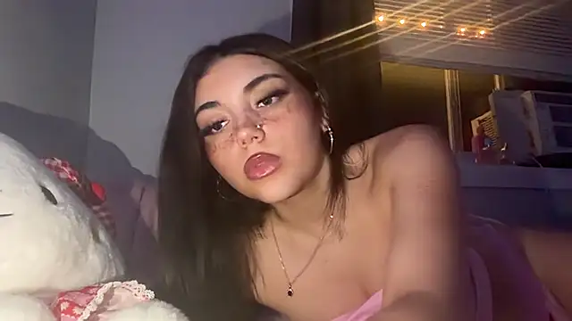 Maddieblairxo online show from July 24, 8:32 am