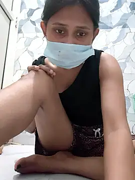 sassyygurl online show from May 13, 2:35 pm