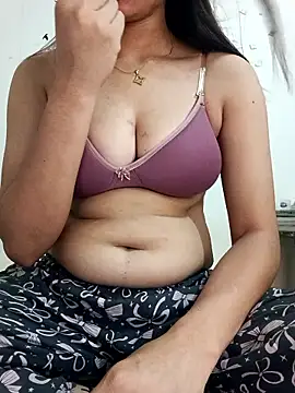 Snapshot of sexy_pritii chatting on May 30, 12:00 pm sexy pritii online show from May 30, 12:00 pm