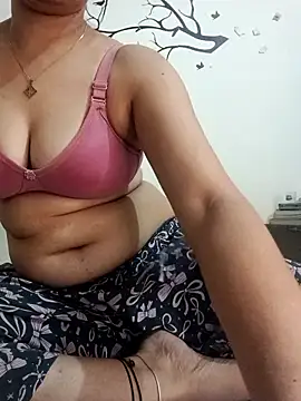 Snapshot of sexy_pritii chatting on May 29, 5:08 pm sexy pritii online show from May 29, 5:08 pm