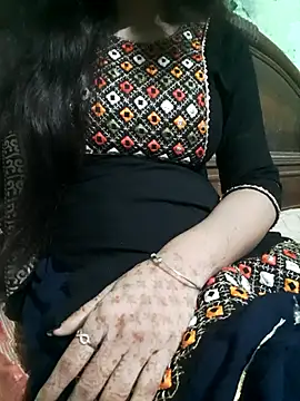 Snapshot of Your_khushi71 chatting on June 28, 3:24 am Your khushi71 online show from June 28, 3:24 am
