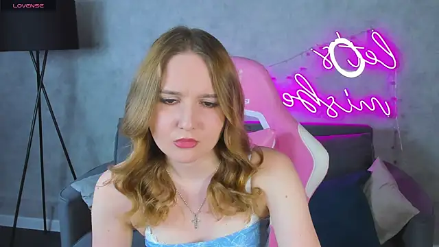 Emmaa Kimm online show from June 25, 12:52 am