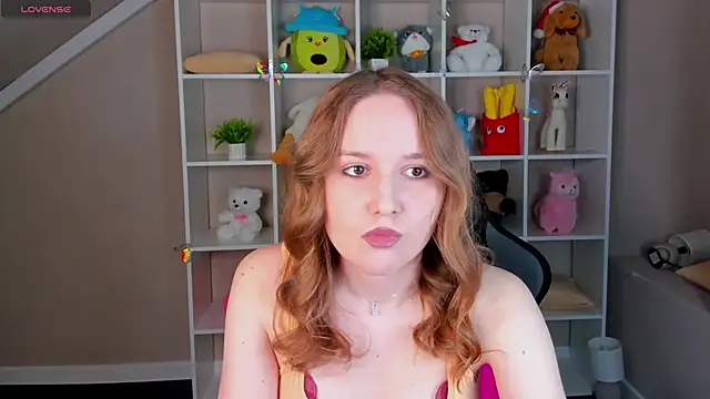 Emmaa Kimm online show from May 21, 1:03 am
