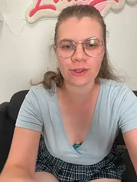 Lina-Love online show from June 25, 6:46 pm