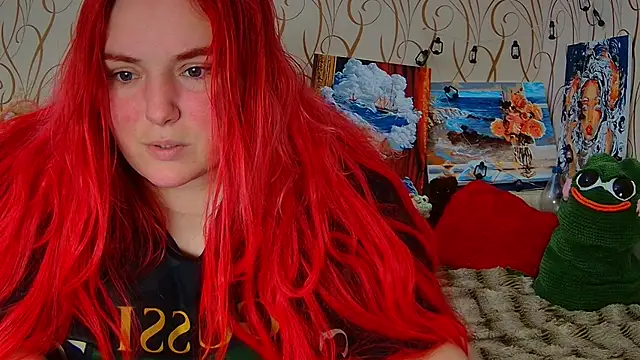 Snapshot of Esteri__Moon chatting on June 20, 10:48 pm Esteri Moon online show from June 20, 10:48 pm