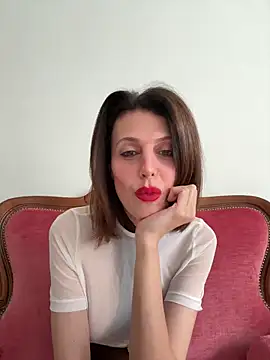 EliseAfterDark online show from April 30, 7:37 am