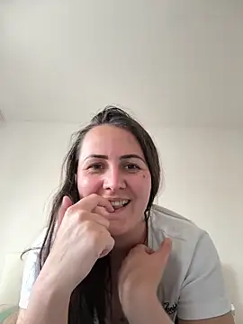 Wild Rachel online show from May 1, 3:50 pm
