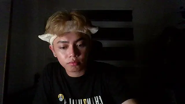 bj iceedzey online show from May 1, 4:23 pm