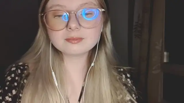 YukiBlush online show from April 30, 5:53 pm